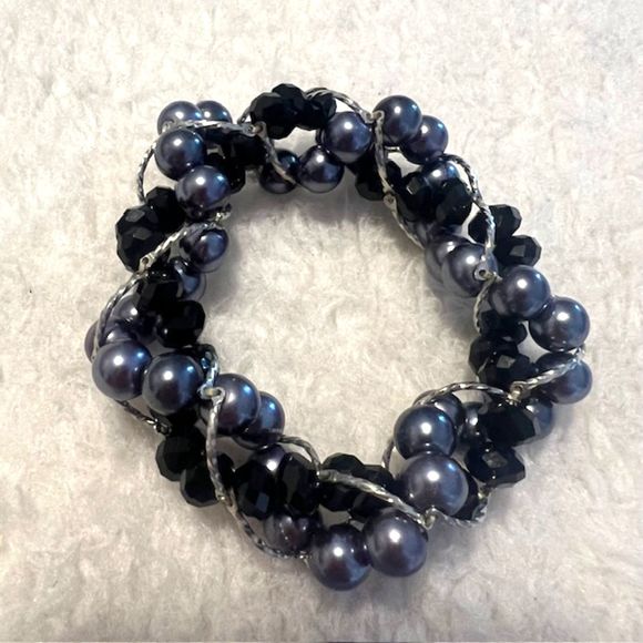 Multi Strand Black Faceted Beads Gray Beads Elastic Chunky Bracelet - Picture 1 of 4